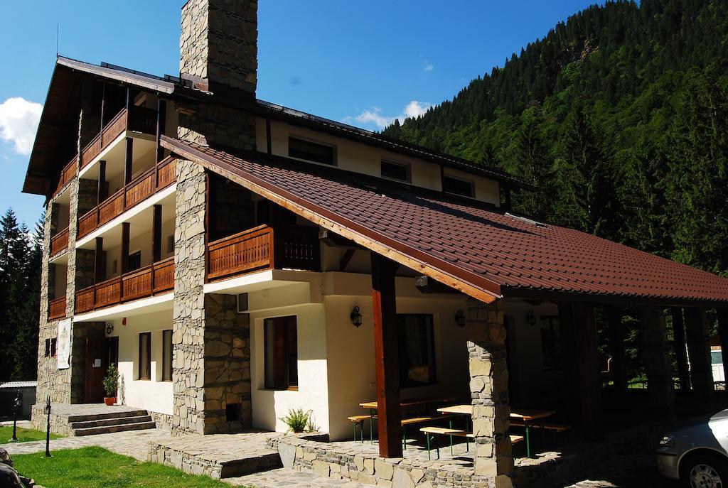 Cabana Conacul Ursului Cumpăna Kültér fotó
